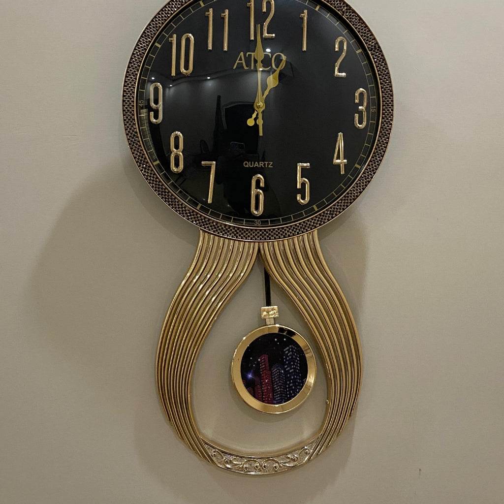 Deer Clock By LUBNAS DECOR
