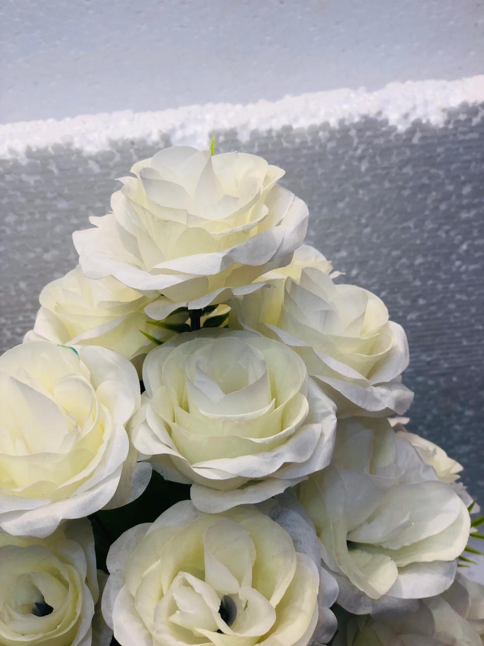 Artificial White Rose Flower Bouquet in Unbreakable Plastic Pot – Home & Office Décor